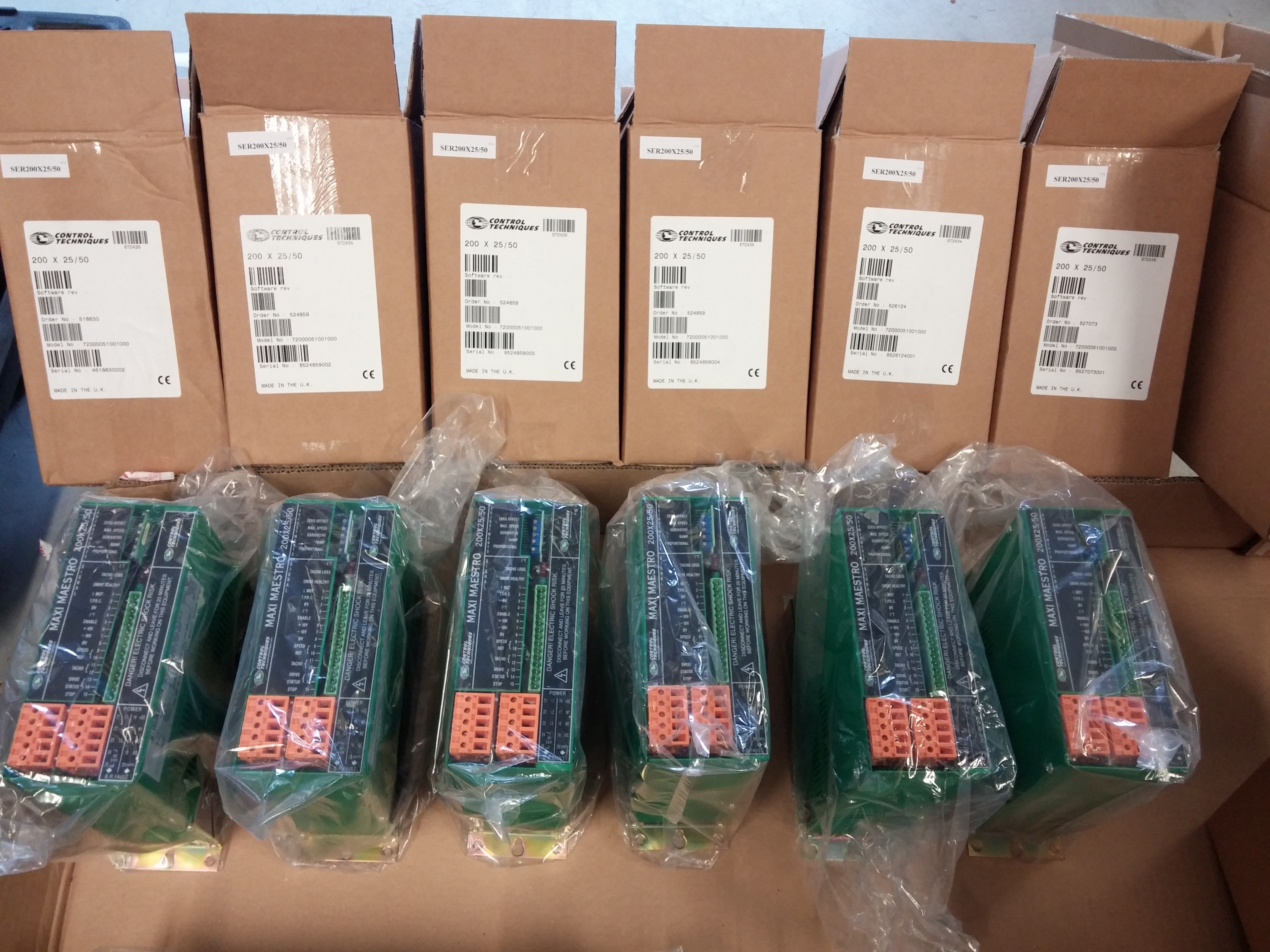 DCD200-25/50 DC SERVO VERSTERKER